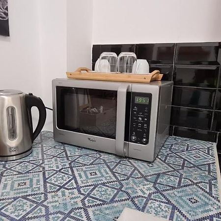 Central Arghezi University Square Apartment Букурещ Екстериор снимка