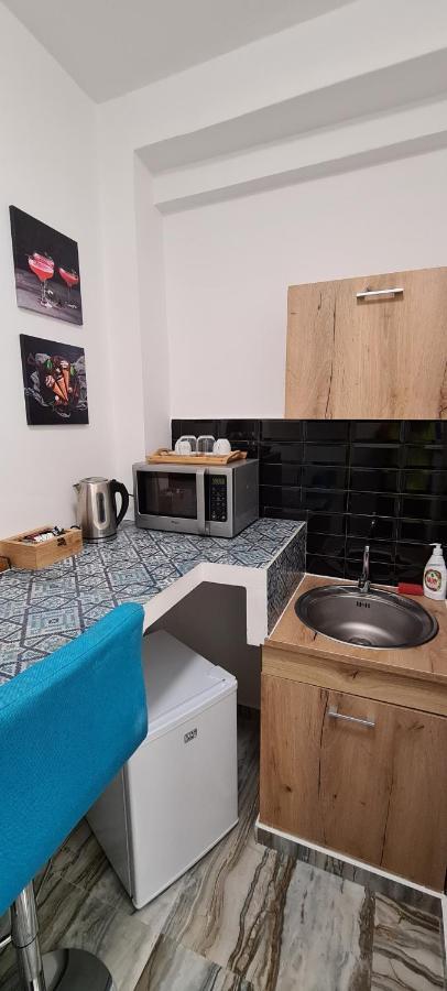Central Arghezi University Square Apartment Букурещ Екстериор снимка
