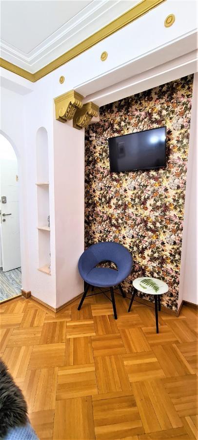 Central Arghezi University Square Apartment Букурещ Екстериор снимка